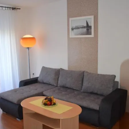 Stoja Apartment *