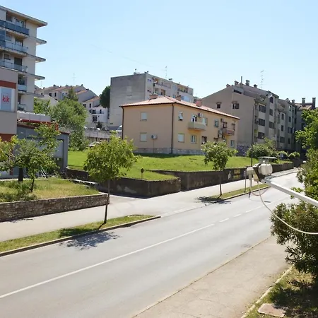 Apartment Stoja *